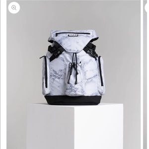 INAKA backpack